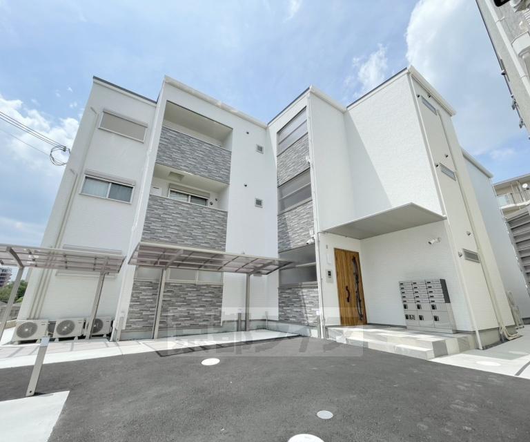 片町線 長尾駅(大阪) 徒歩13分 3階建 築1年