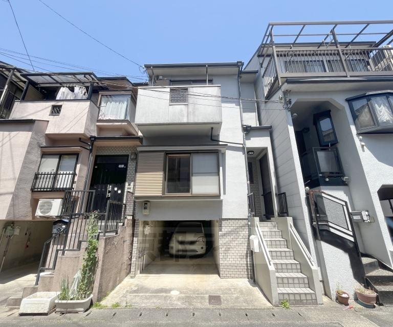 阪急電鉄嵐山線 松尾大社駅 徒歩8分 3階建 築33年
