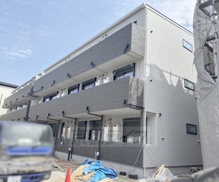 京阪電気鉄道京阪線 牧野駅 徒歩5分 3階建 新築