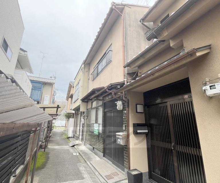 山陰本線 円町駅 徒歩8分  築45年(3SDK)