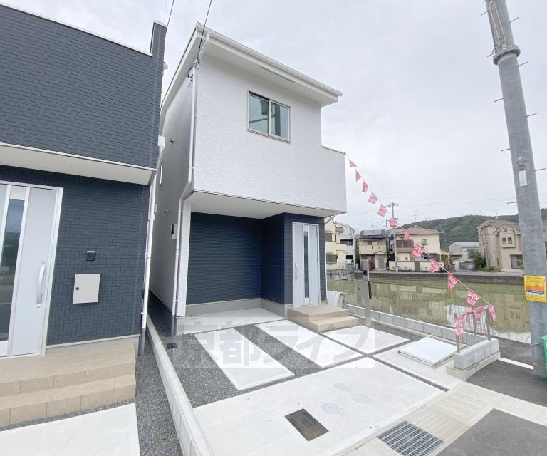 阪急電鉄嵐山線 松尾大社駅 徒歩14分 2階建 築1年