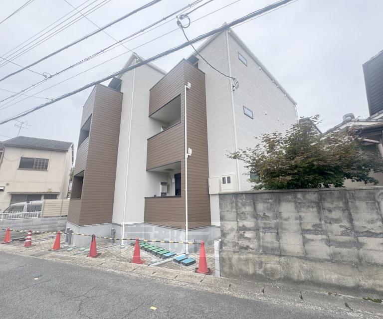京都市東西線 椥辻駅 徒歩11分 3階建 新築
