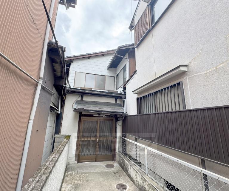京阪電気鉄道京阪線 伏見稲荷駅 徒歩3分 2階建 築62年
