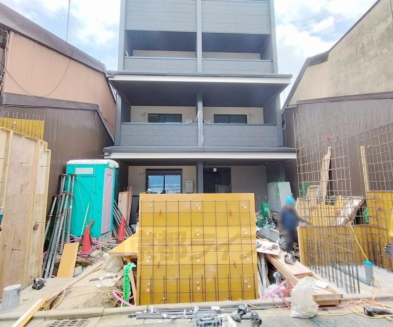 京都市東西線 二条駅 徒歩16分  築1年