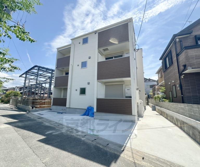 近鉄京都線 向島駅 徒歩13分 3階建 新築