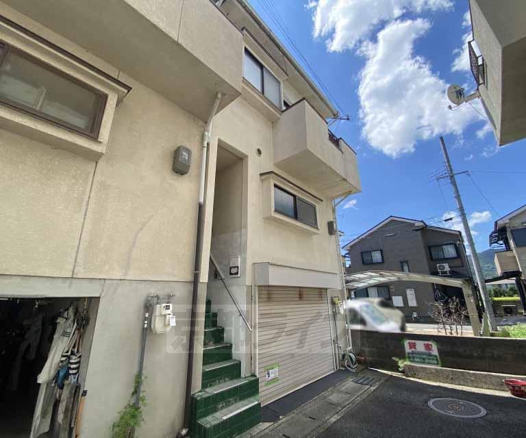 山陰本線 太秦駅(ＪＲ) 徒歩20分 3階建 築40年