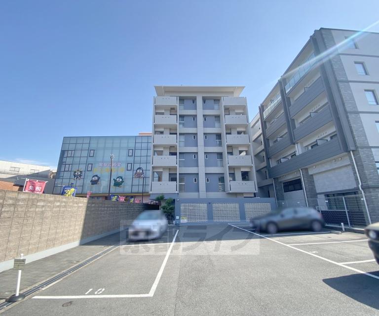 京都市東西線 太秦天神川駅 徒歩1分 6階建 築22年