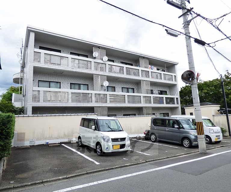 京都市烏丸線 北山駅(京都) 徒歩31分 3階建 築40年