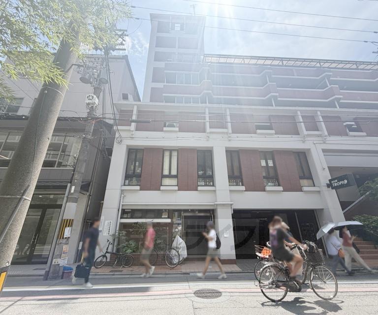 京都市烏丸線 烏丸御池駅 徒歩5分 6階建 築43年