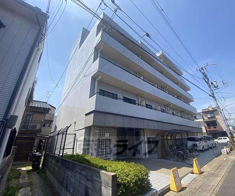 京都市東西線 太秦天神川駅 徒歩17分  築37年