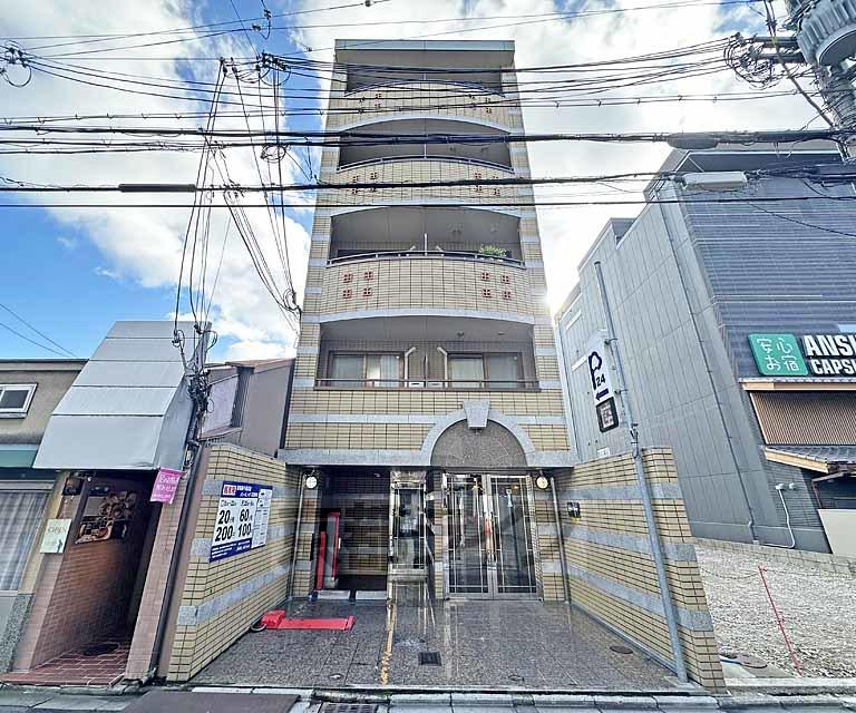 京都市烏丸線 四条駅(京都市営) 徒歩5分  築27年(1K/3階)