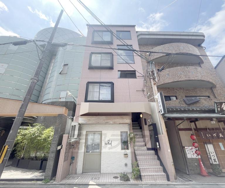 京阪電気鉄道京阪線 祇園四条駅 徒歩7分  築29年