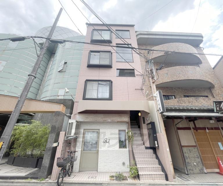 パインヴィレッジ
