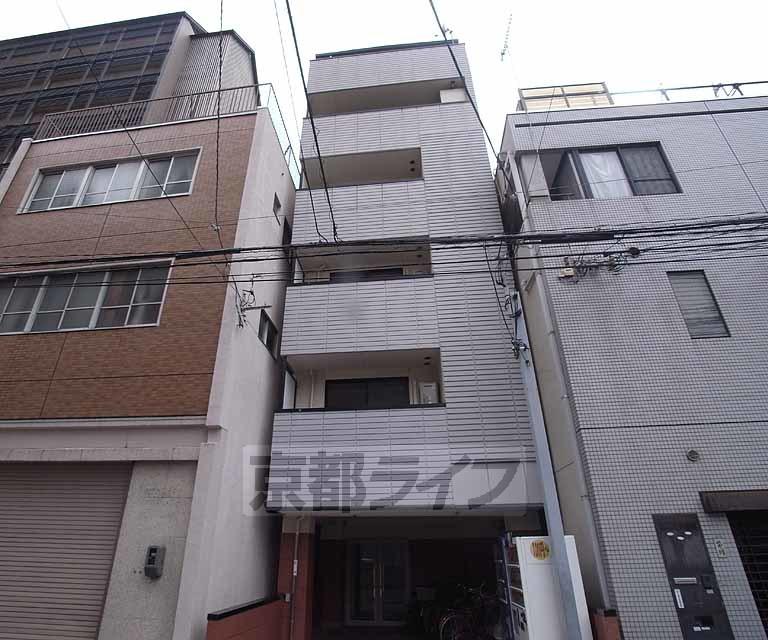 京都市烏丸線 烏丸御池駅 徒歩3分  築29年(1K/3階)