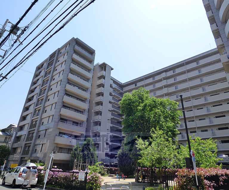 京都市東西線 京都市役所前駅 徒歩5分  築26年