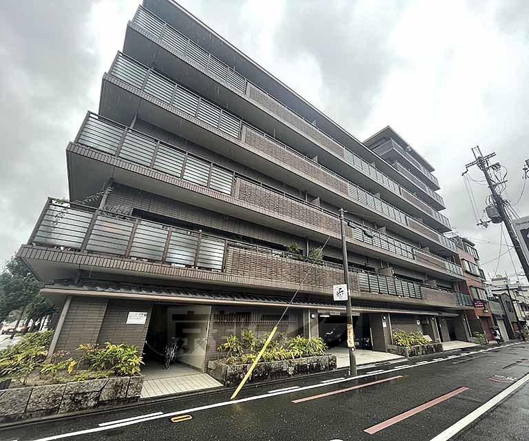 サンマンションドゥーシェ御所前