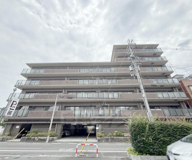 サンマンションドゥーシェ御所前