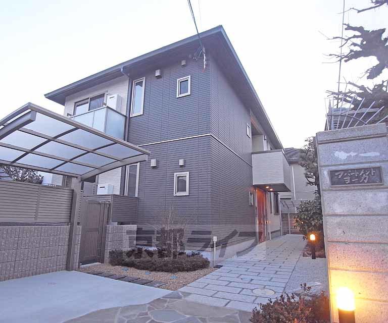 京都市烏丸線 北大路駅 徒歩23分  築14年