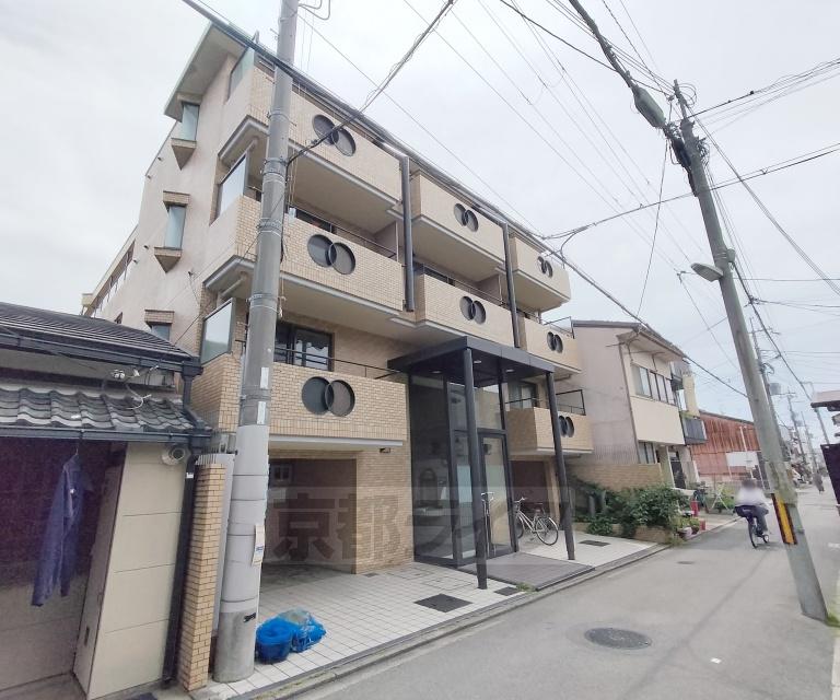 京都市東西線 二条城前駅 徒歩15分  築38年(1K/2階)