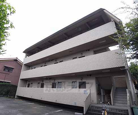 京阪電気鉄道鴨東線 出町柳駅 徒歩23分  築45年