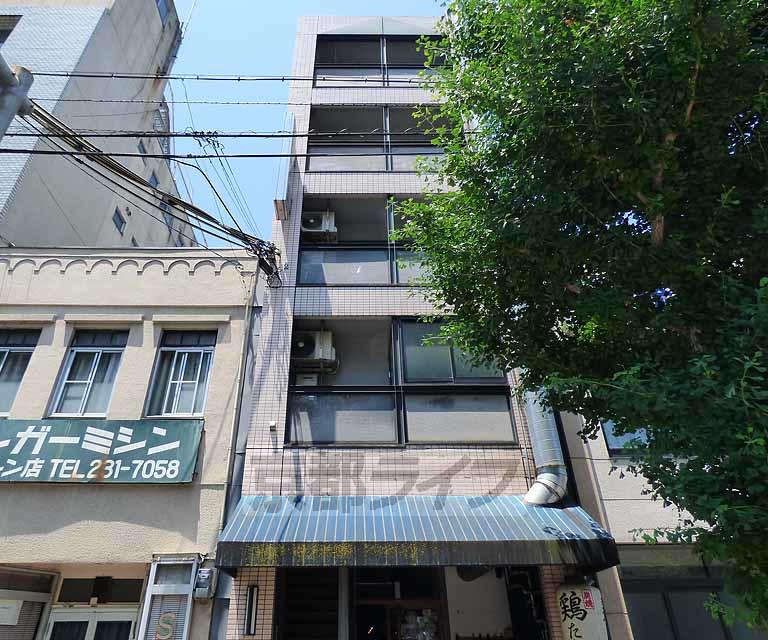 京阪電気鉄道鴨東線 出町柳駅 徒歩4分 5階建 築37年