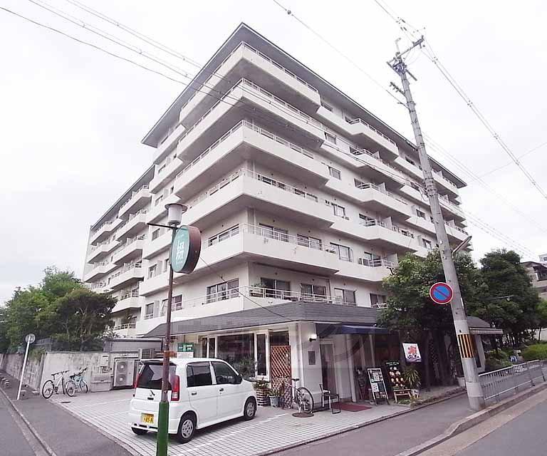 京阪電気鉄道鴨東線 神宮丸太町駅 徒歩10分  築56年