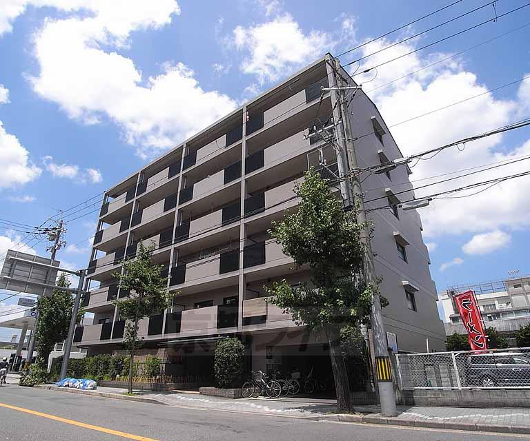京阪電気鉄道京阪線 伏見桃山駅 徒歩9分  築26年