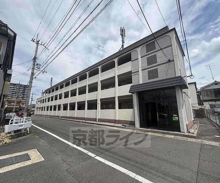 東海道本線 向日町駅 徒歩7分  築46年(2LDK/3階)