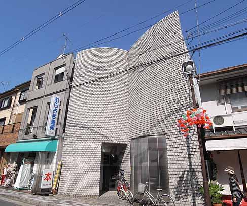 京都市烏丸線 北大路駅 徒歩17分  築36年(1K/3階)