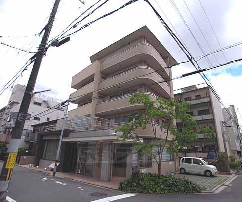 京阪電気鉄道京阪線 藤森駅 徒歩6分  築26年
