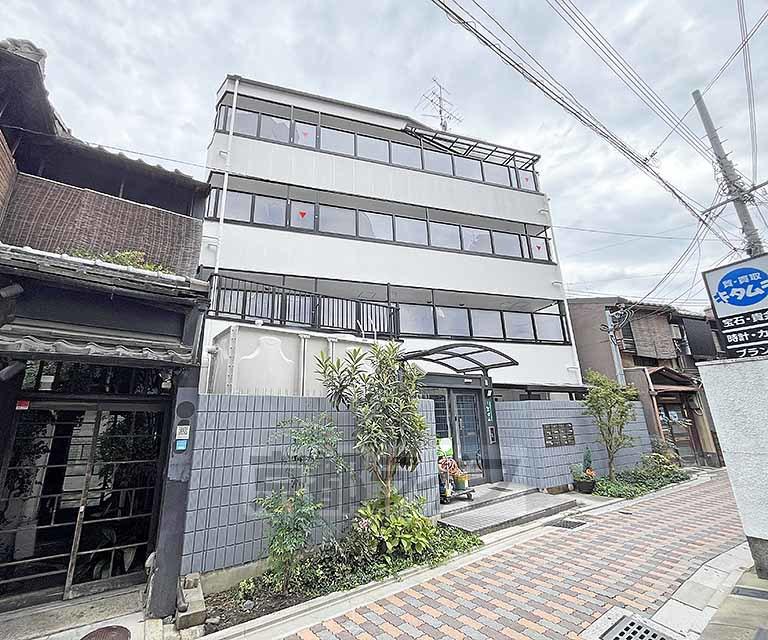 阪急電鉄京都線 京都河原町駅 徒歩1分  築28年