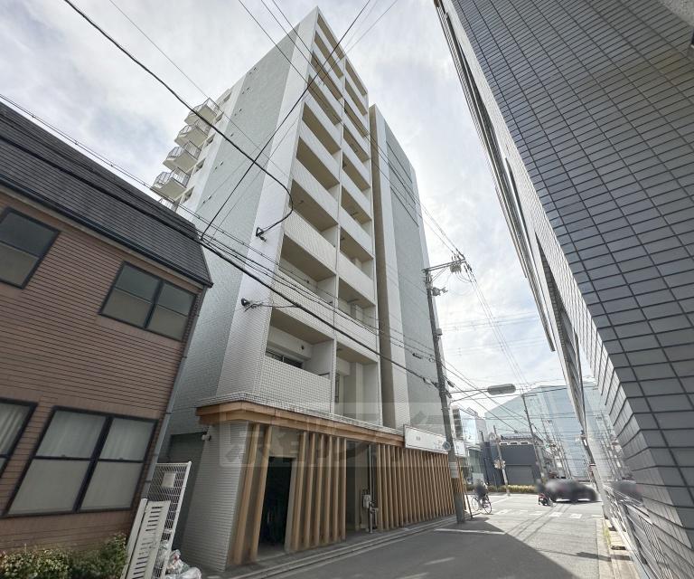 東海道本線 西大路駅 徒歩1分  築21年(1K/4階)