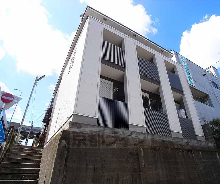 東海道本線 京都駅 徒歩10分  築19年