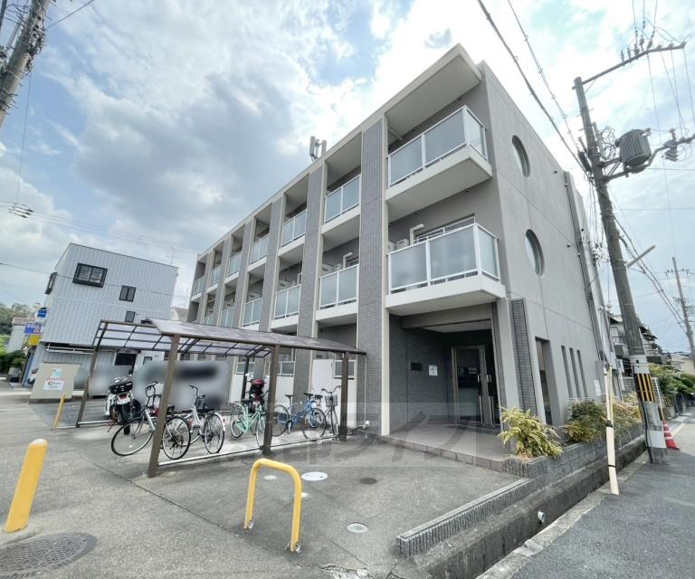 近鉄京都線 富野荘駅 徒歩11分  築27年(1K/1階)