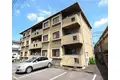 京都府城陽市枇杷庄の建物
