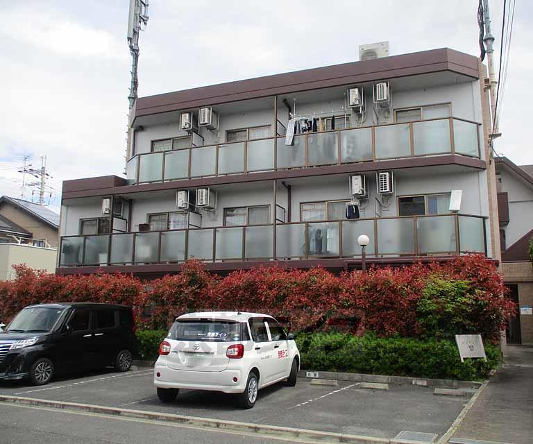 近鉄京都線 富野荘駅 徒歩10分  築26年