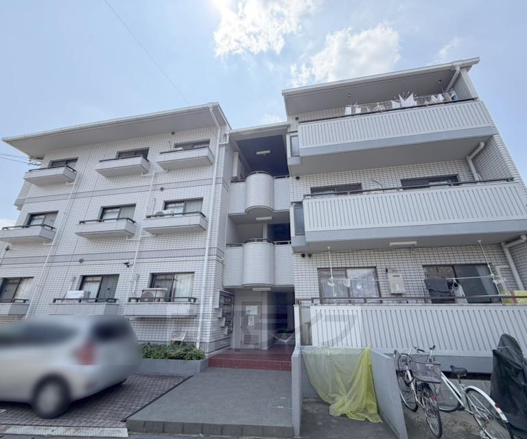 近鉄京都線 小倉駅(京都) 徒歩4分 3階建 築37年