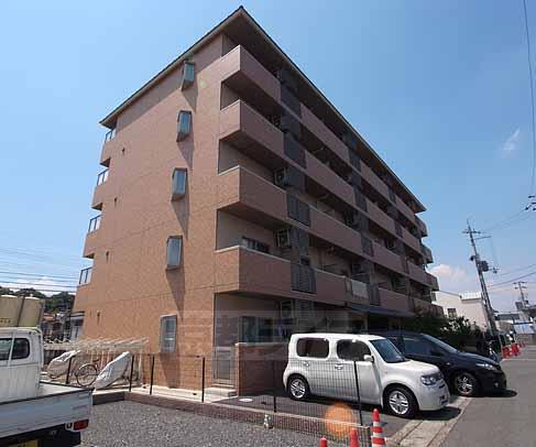 京阪電気鉄道宇治線 三室戸駅 徒歩2分  築18年