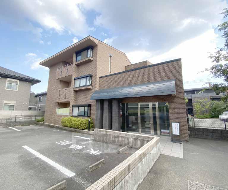 京都市烏丸線 北山駅(京都) 徒歩3分 3階建 築27年