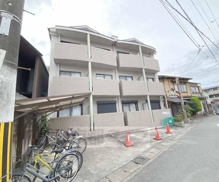 京都市烏丸線 北大路駅 徒歩25分  築32年