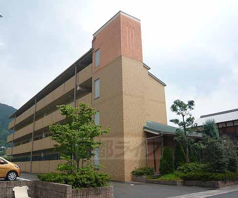 京都市東西線 椥辻駅 徒歩9分  築23年