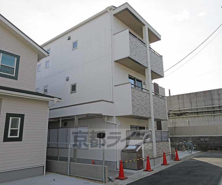 京都市東西線 東野駅(京都) 徒歩6分 3階建 築8年
