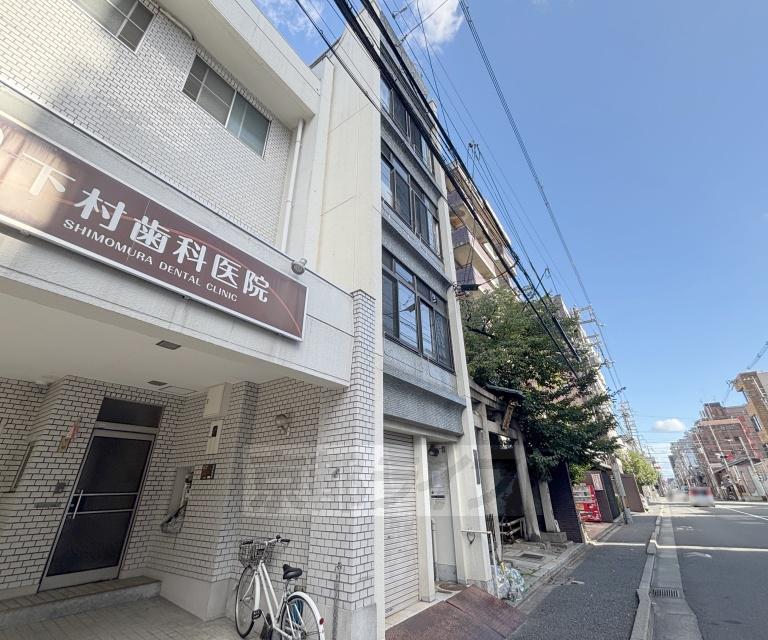 京都市烏丸線 四条駅(京都市営) 徒歩8分  築58年(2K/2階)