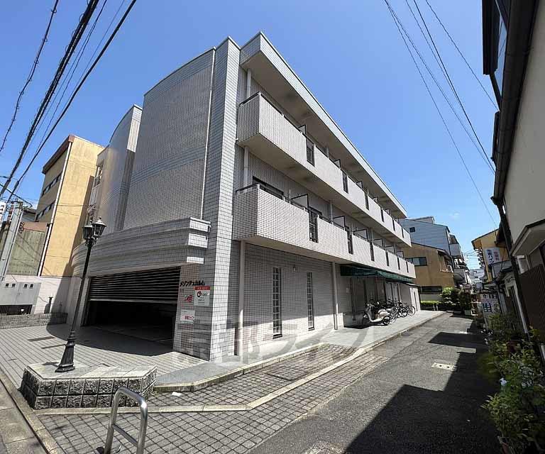 京都市東西線 二条駅 徒歩8分  築37年(ワンルーム/3階)