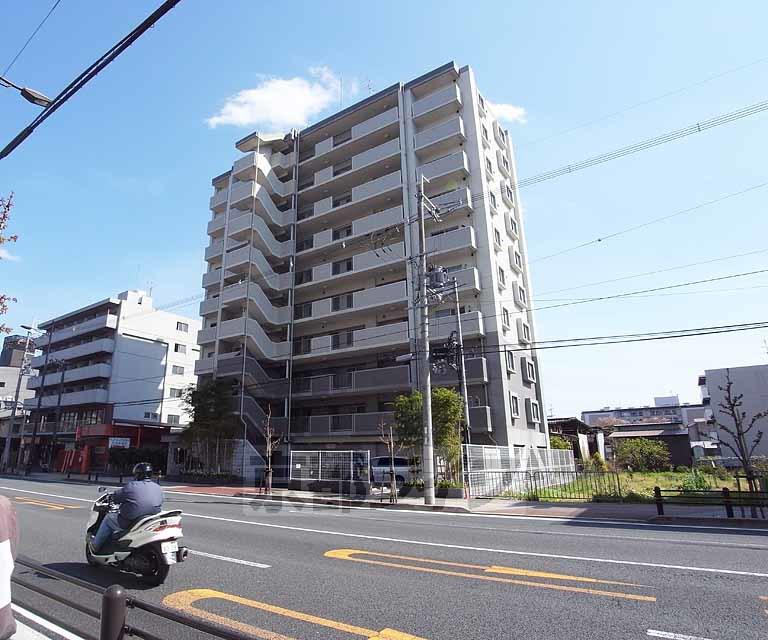 阪急電鉄京都線 西京極駅 徒歩8分  築20年(3LDK/3階)