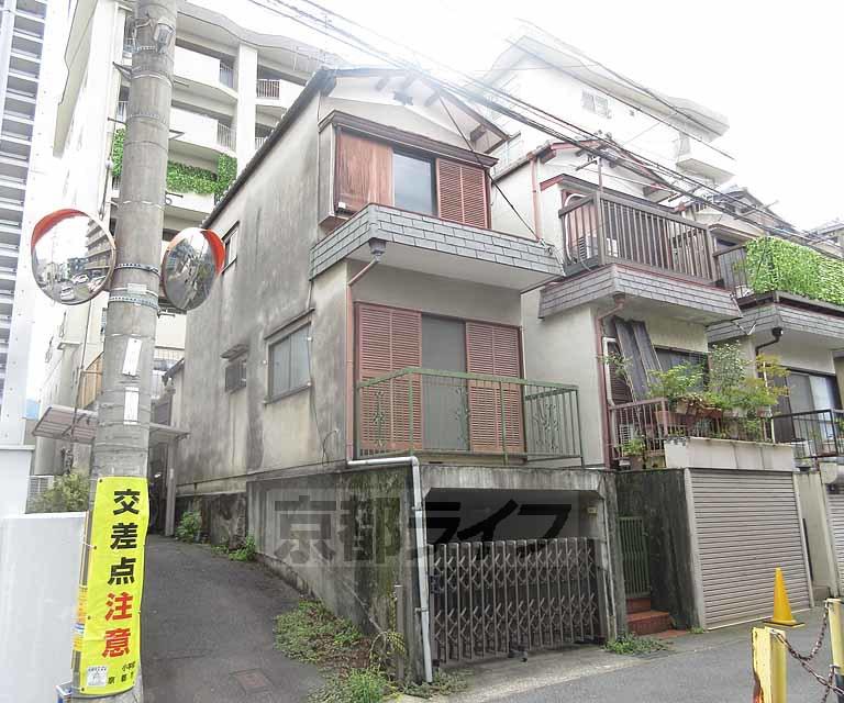 京都市東西線 石田駅(京都市営) 徒歩3分  築51年