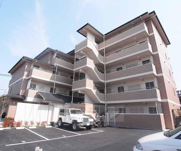 京都市烏丸線 竹田駅(京都) 徒歩5分  築13年(1K/5階)