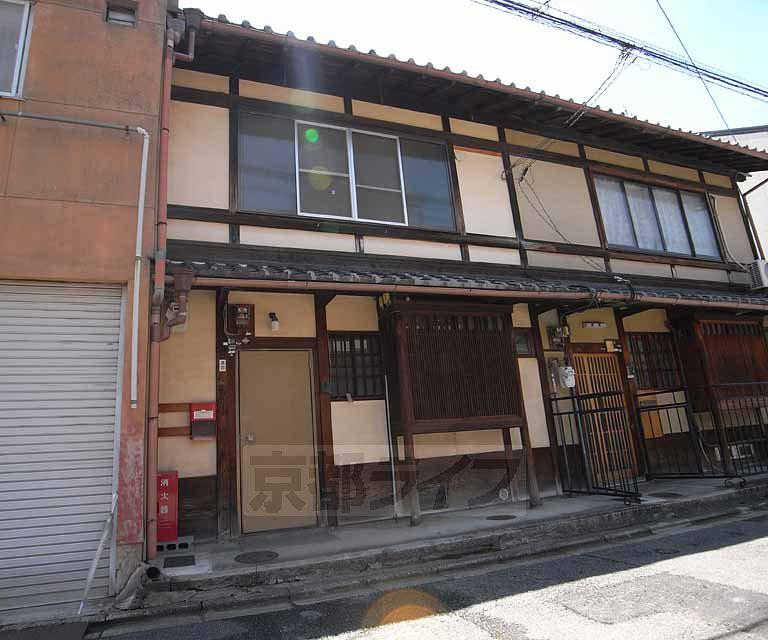 京福北野線 北野白梅町駅 徒歩7分  築92年(3K)