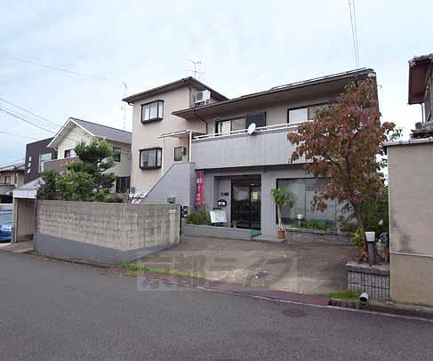 京都市東西線 六地蔵駅(京都市営) 徒歩14分  築35年