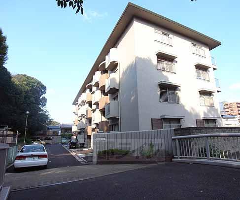 近鉄京都線 伊勢田駅 徒歩8分 4階建 築47年